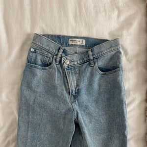 Abercrombie & Fitch 90’s Ultra High Rise Straight